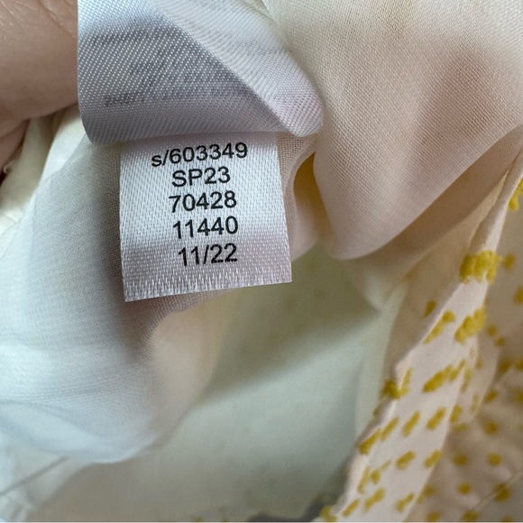 Ann Taylor Sleeveless Yellow Textured Spots Ruffle Blouse Women’s Size XXL - Picture 5 of 6